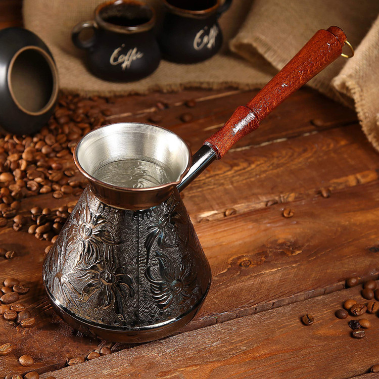 قهوه ترک تازه مدیوم با آسیاب بسیار نرم و طعم قوی